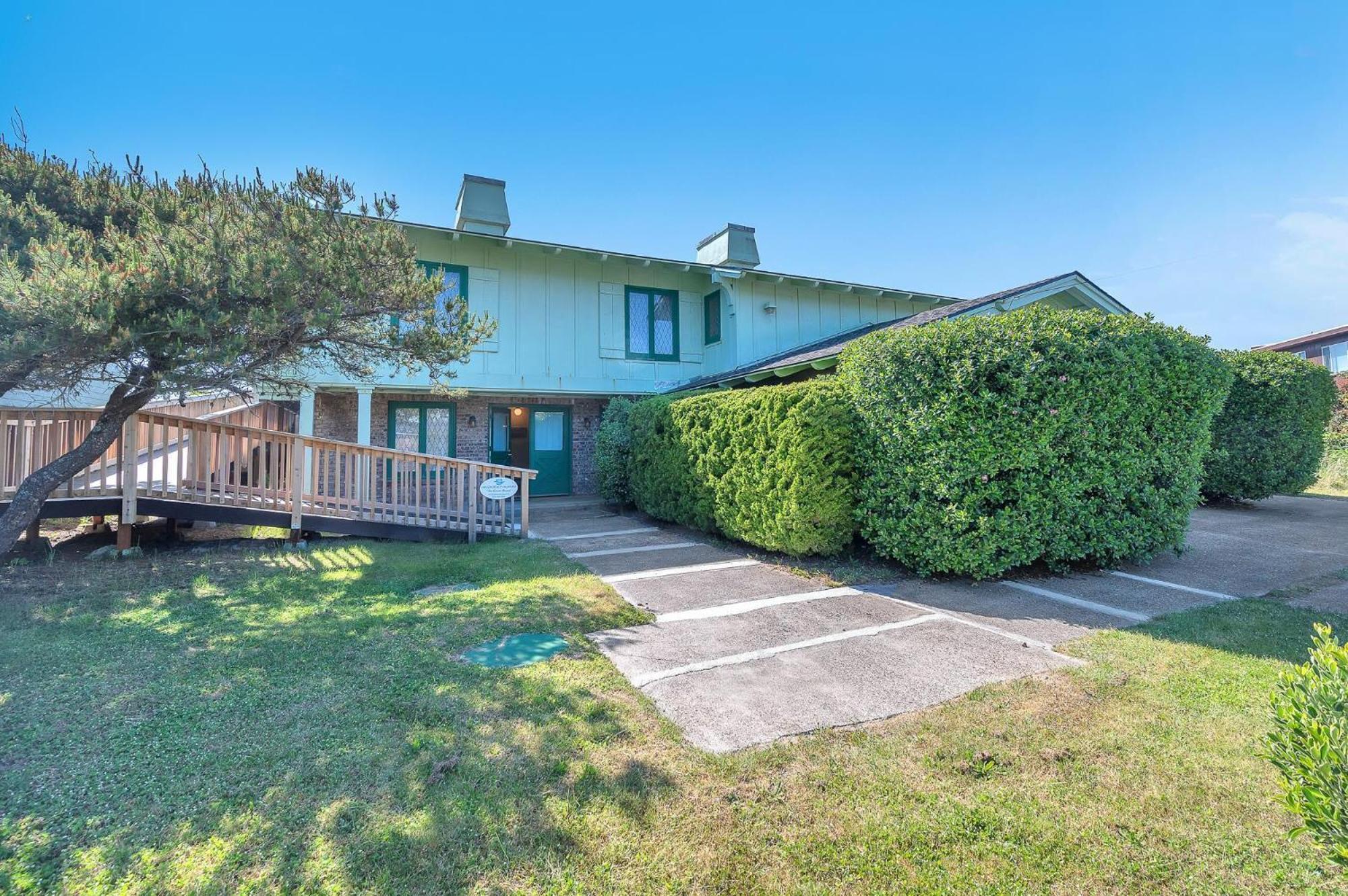The Green House Waldport Exterior photo
